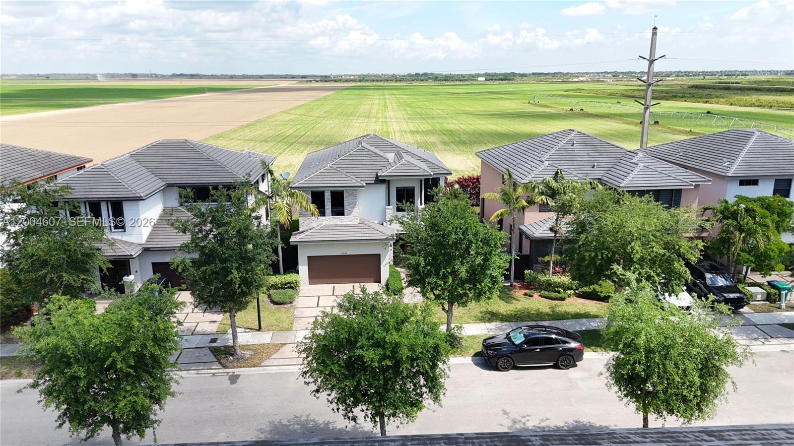 CRESTVIEW WEST - Residential