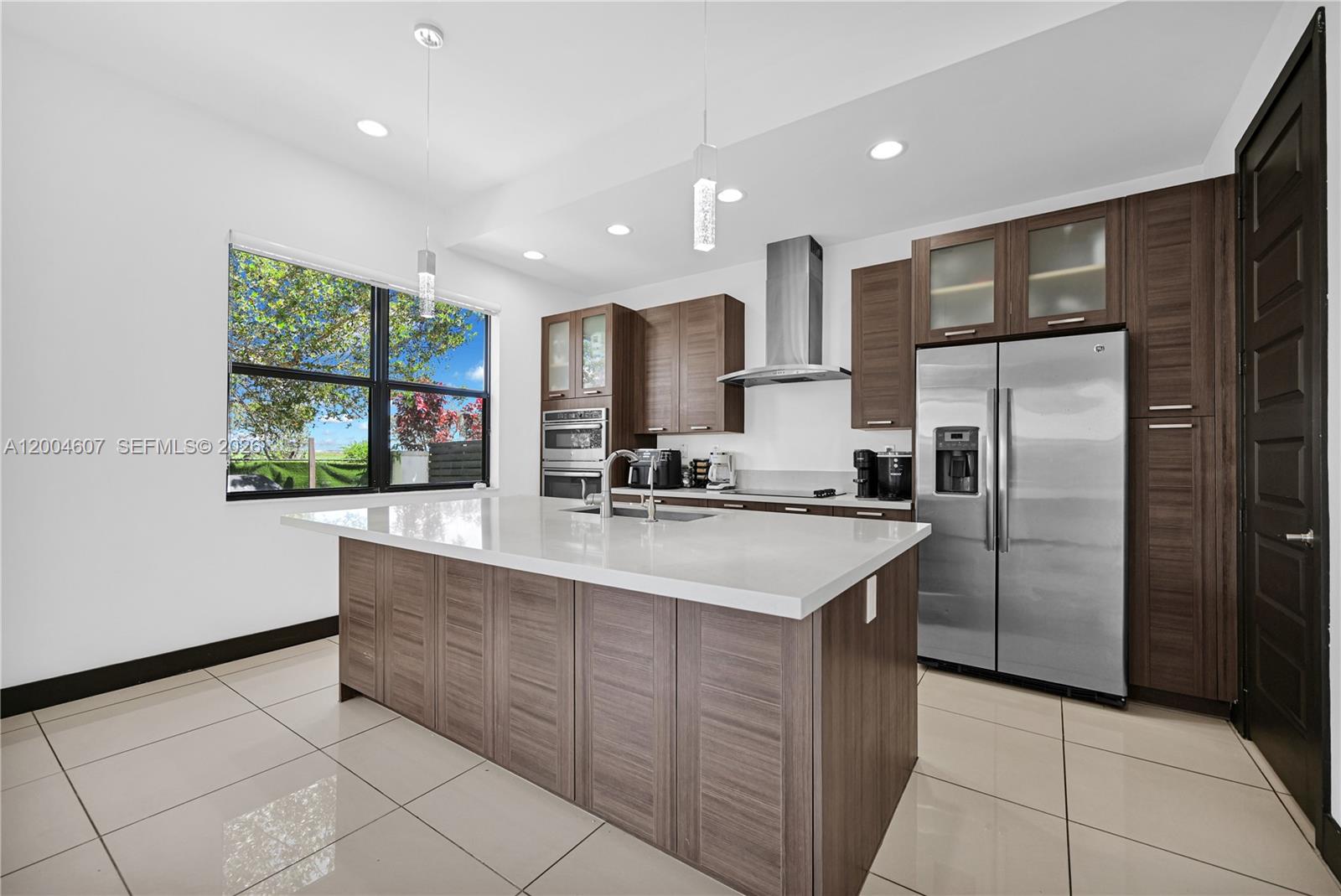 CRESTVIEW WEST - Residential
