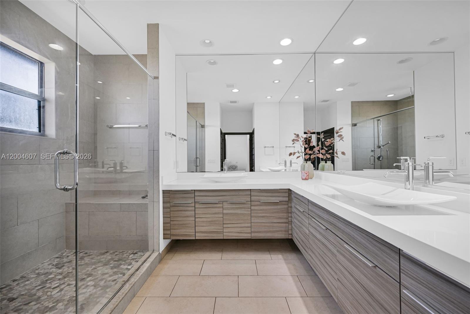 CRESTVIEW WEST - Residential