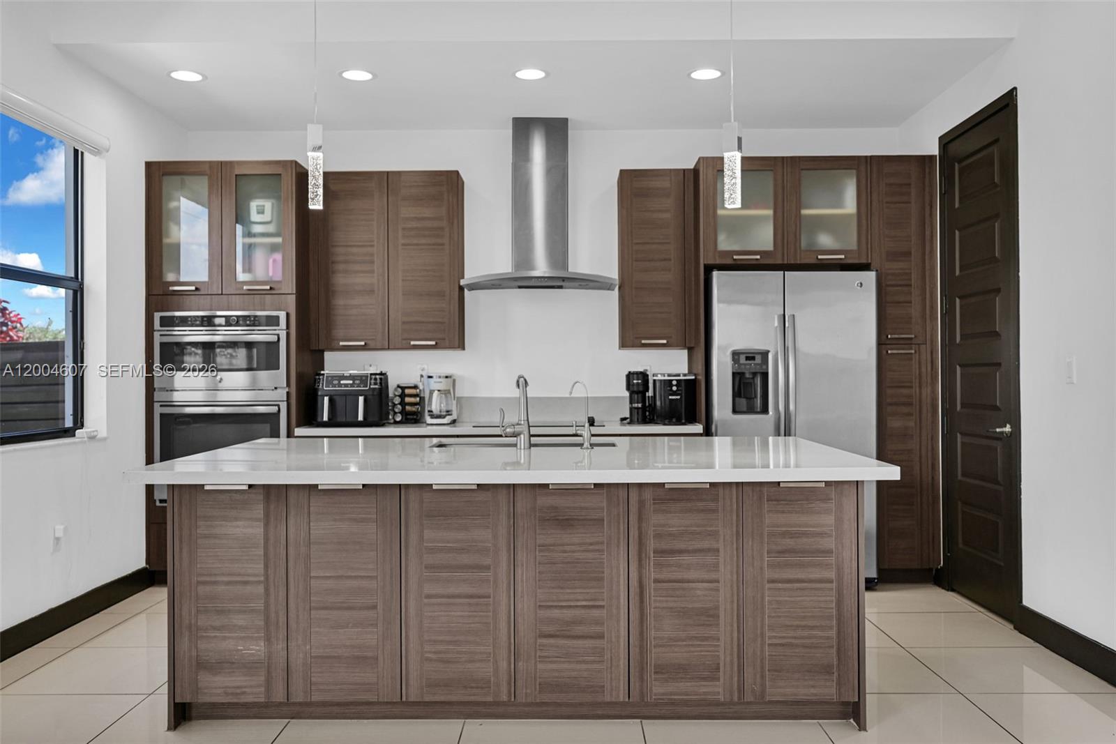 CRESTVIEW WEST - Residential