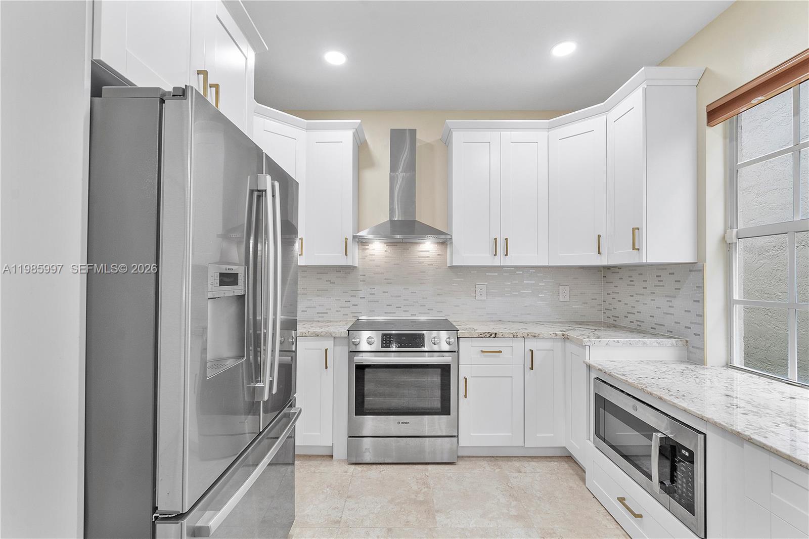 WYNDHAM LAKES NORTH - Residential Lease