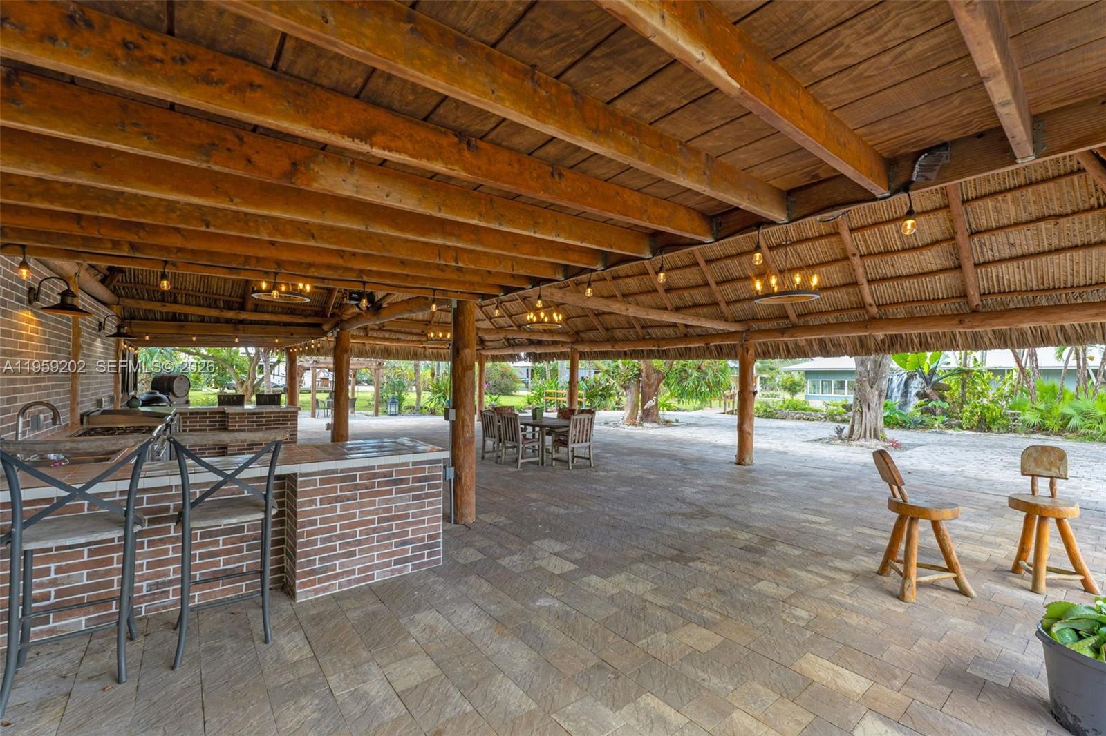 REDLAND 4/2 HOME EVENTS - Residential