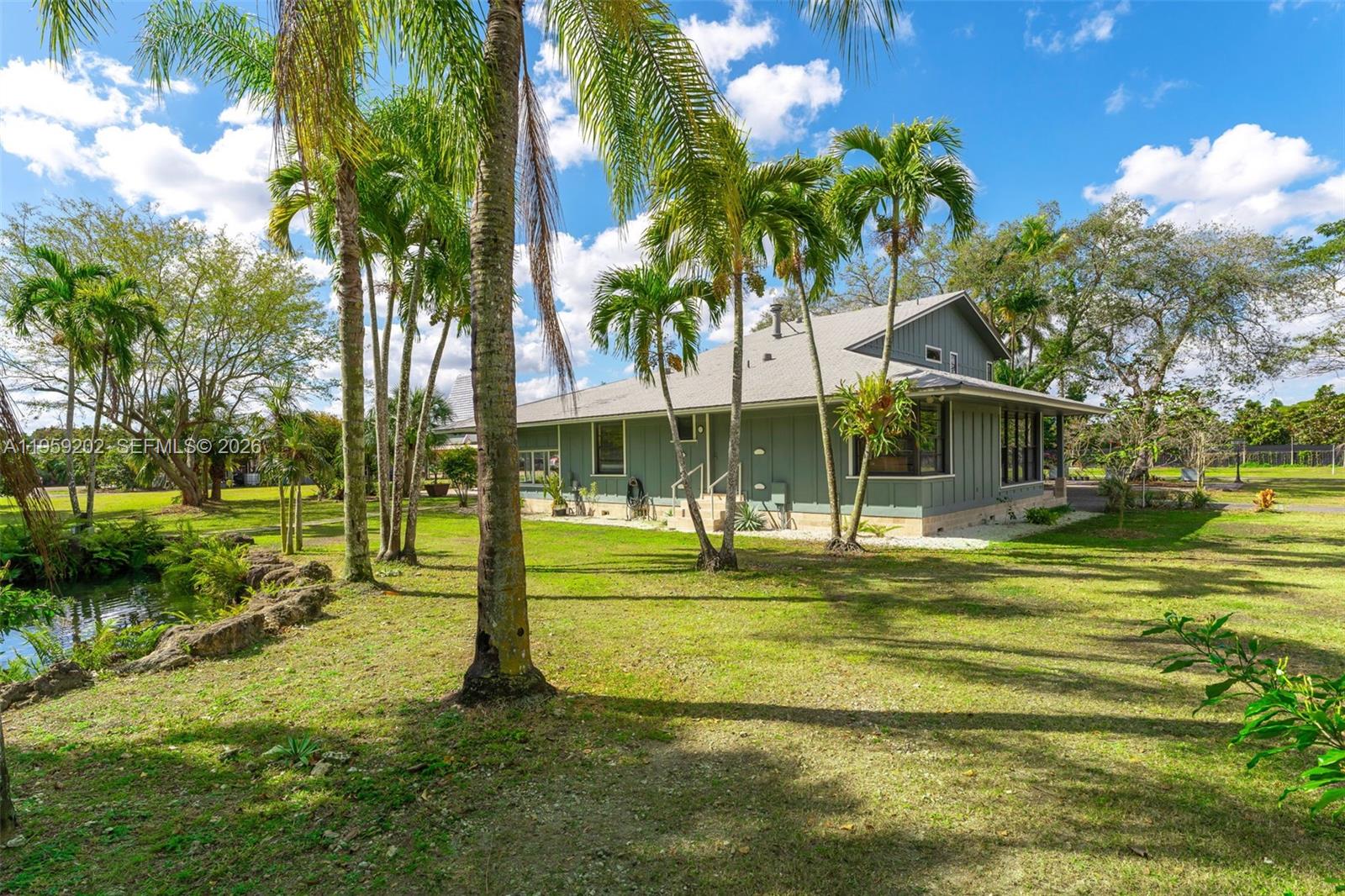 REDLAND 4/2 HOME EVENTS - Residential