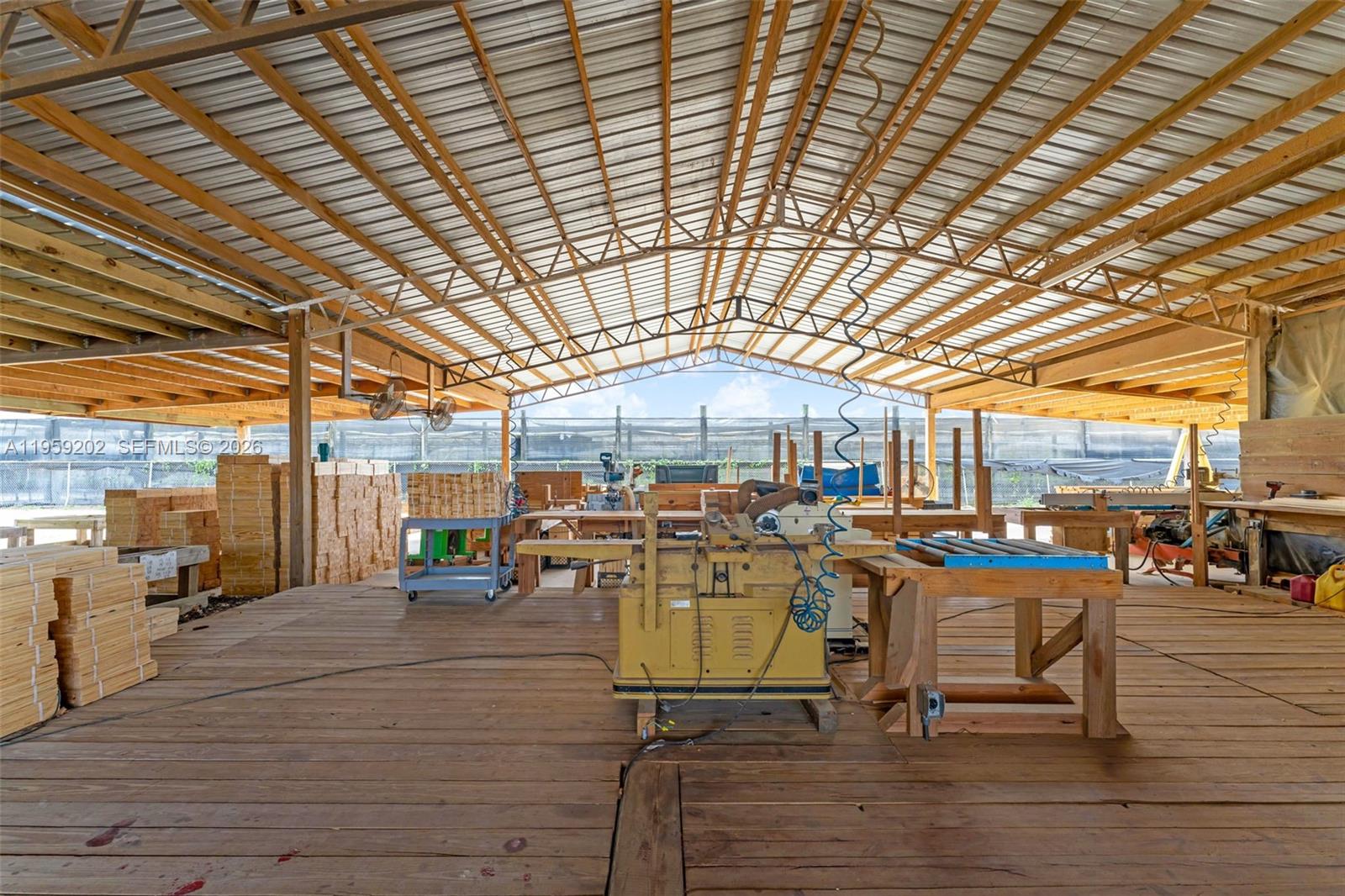 REDLAND 4/2 HOME EVENTS - Residential