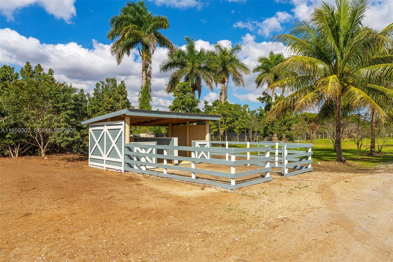 REDLAND 4/2 HOME EVENTS - Residential