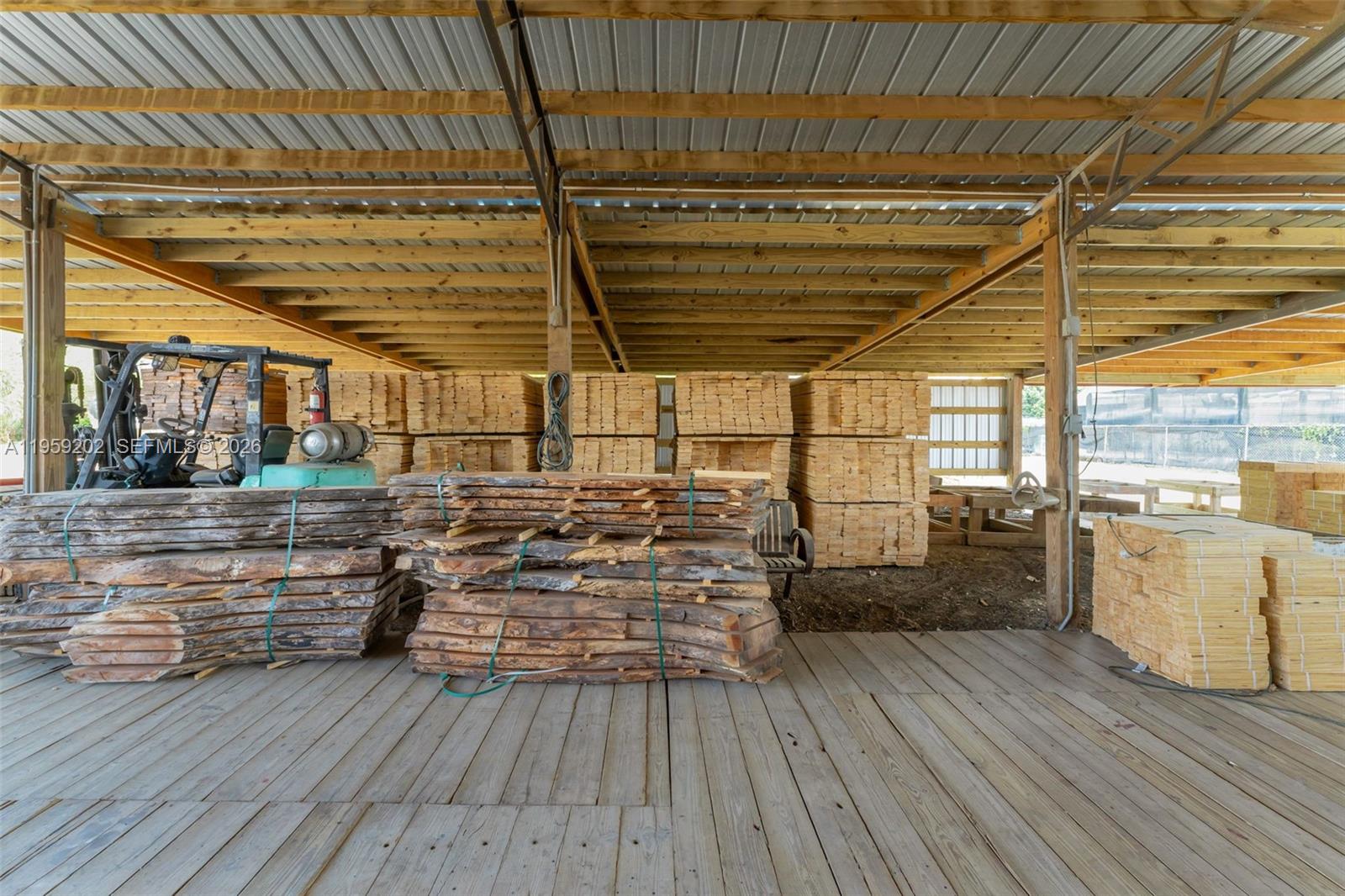 REDLAND 4/2 HOME EVENTS - Residential