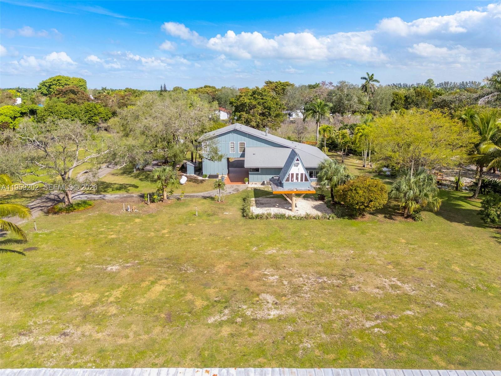 REDLAND 4/2 HOME EVENTS - Residential