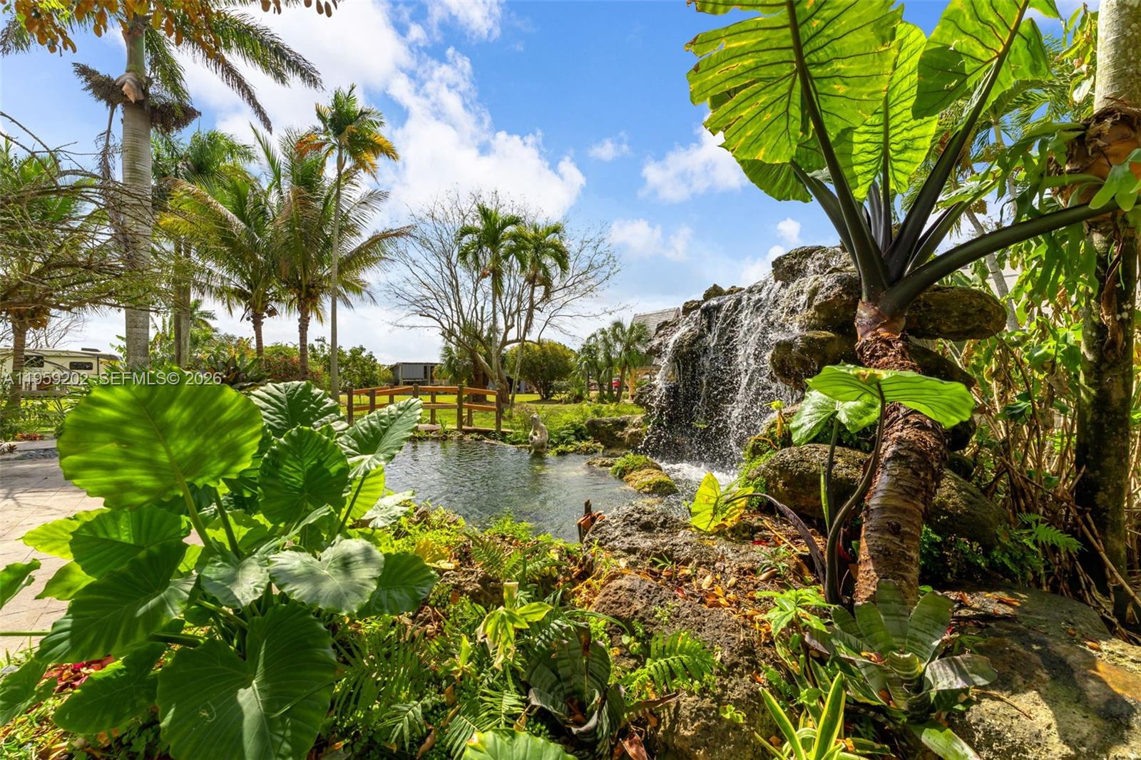 REDLAND 4/2 HOME EVENTS - Residential