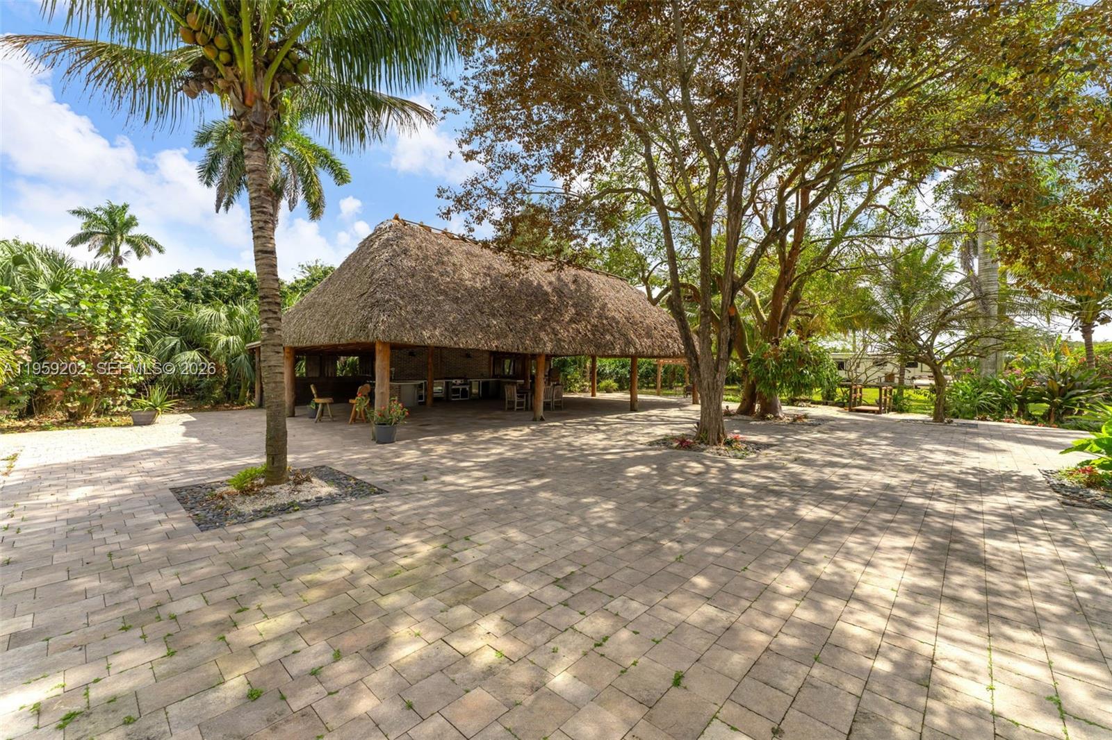 REDLAND 4/2 HOME EVENTS - Residential