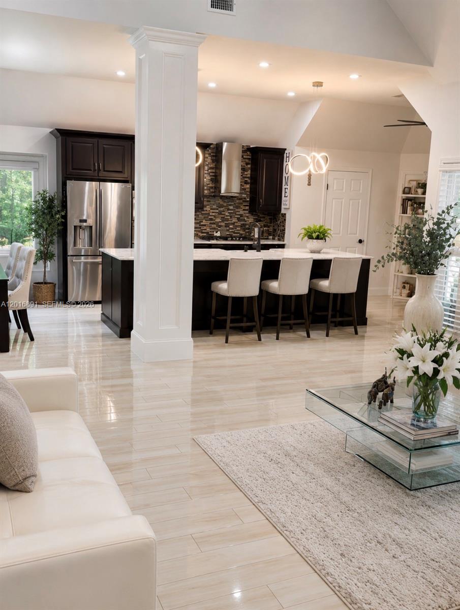 GATES MILL - Residential