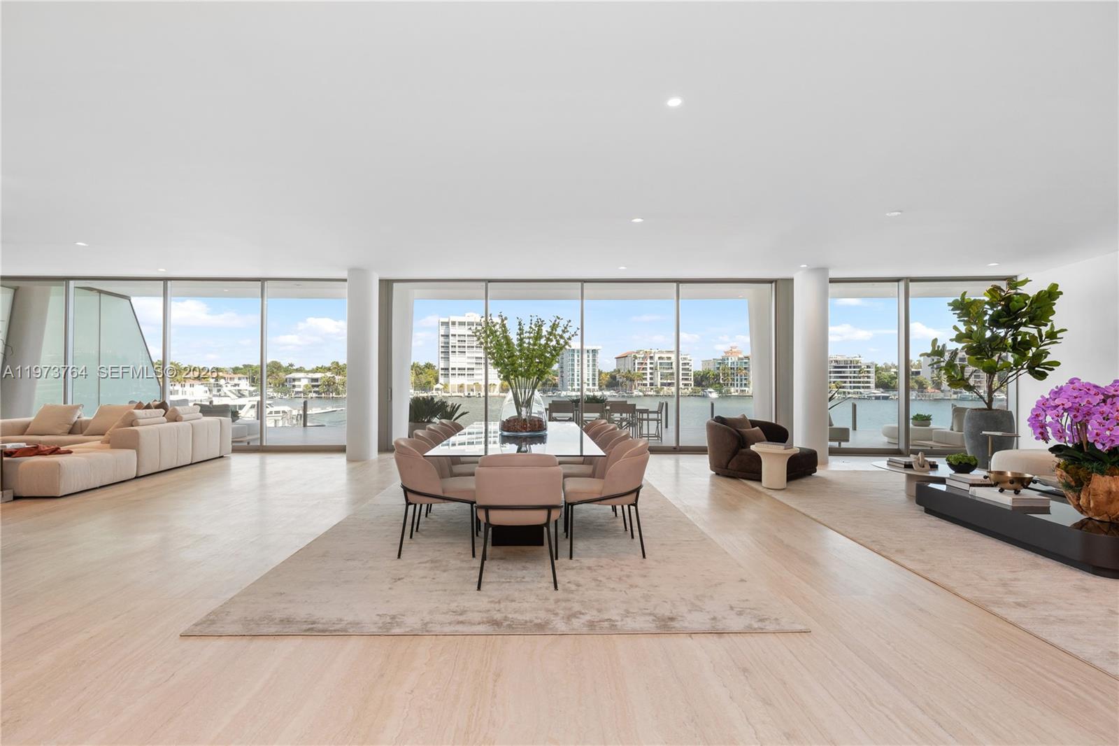 5 Grove Isle Dr S201