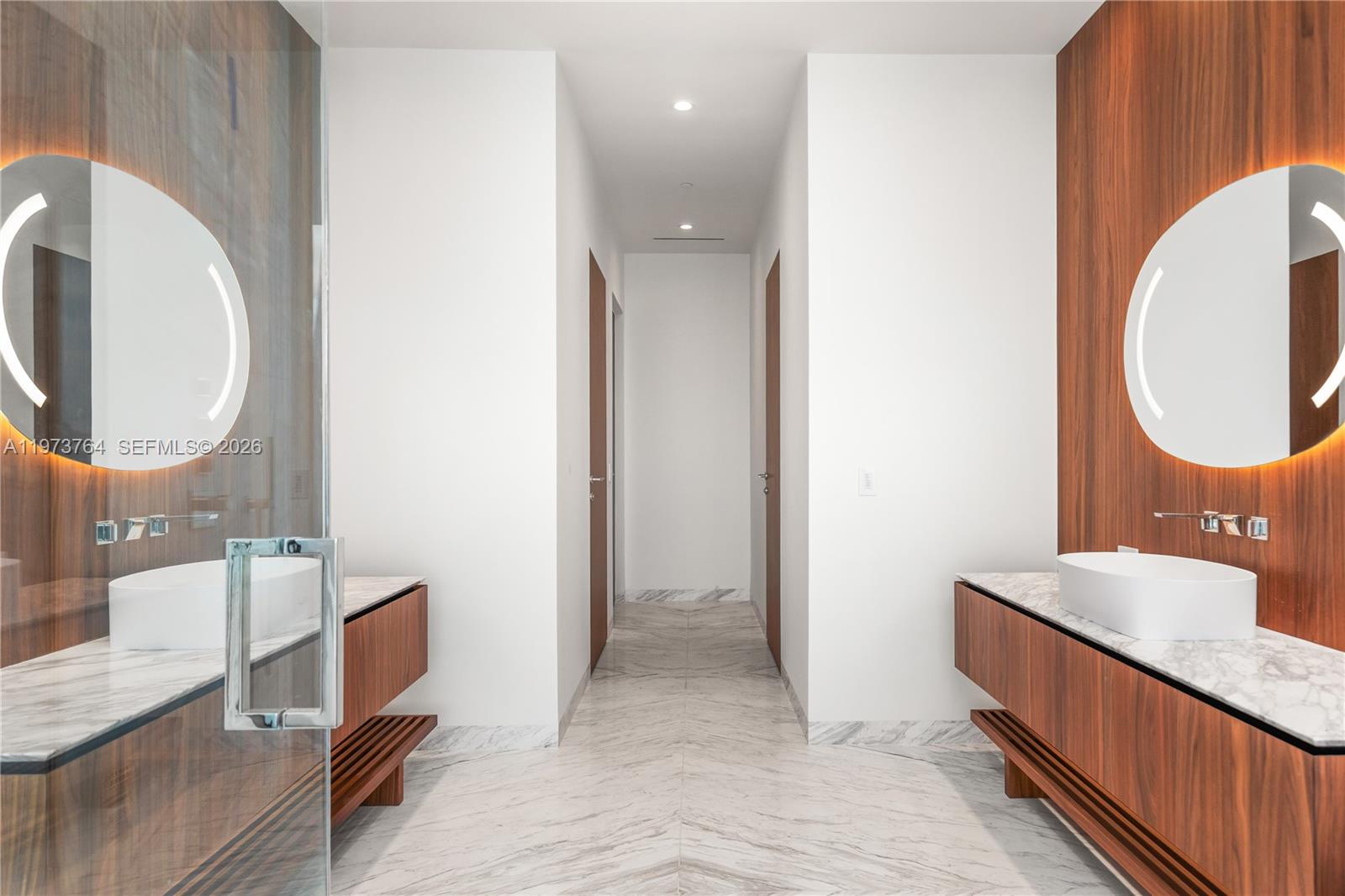 Vita Grove Isle - Residential