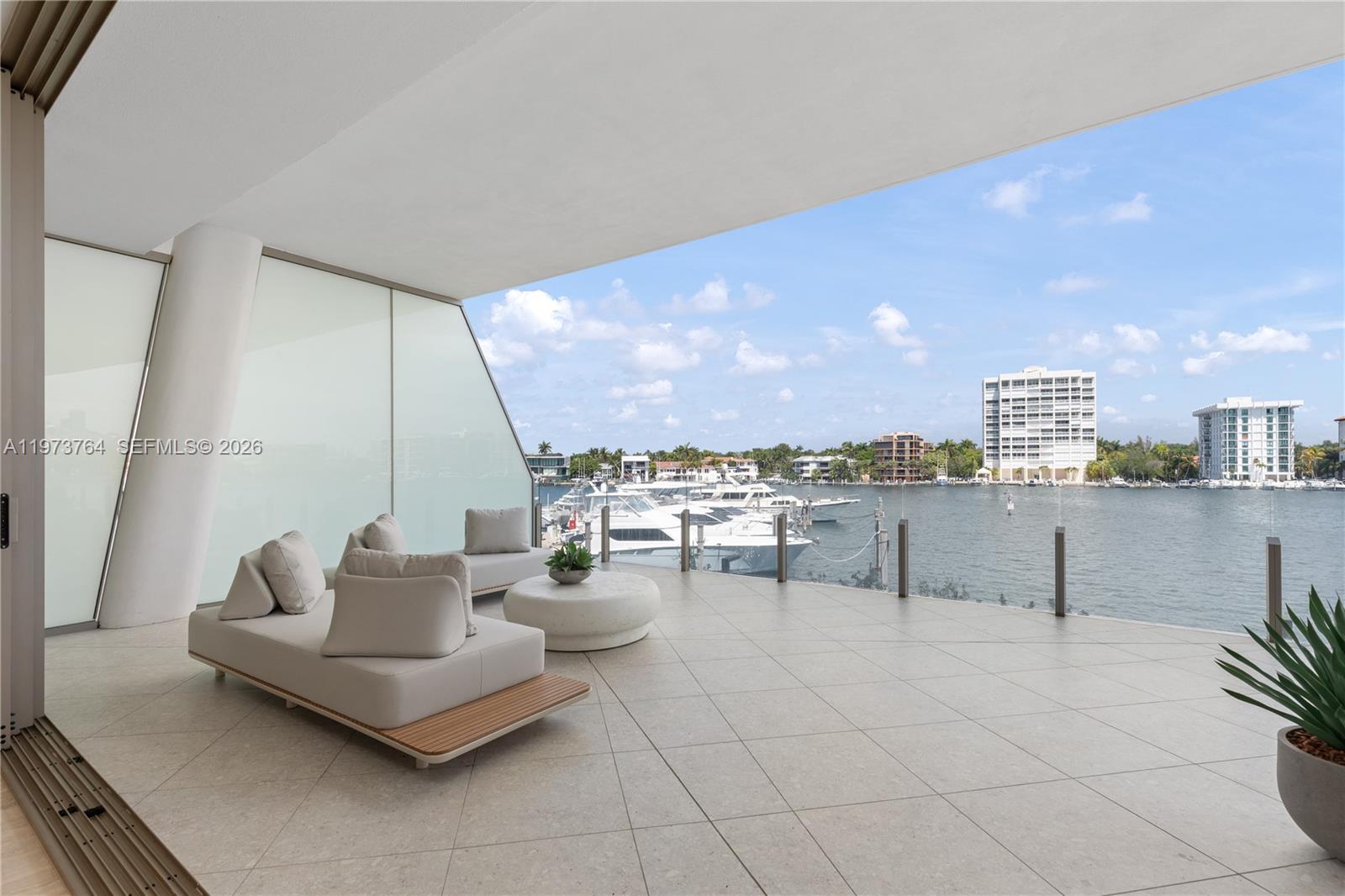 Vita Grove Isle - Residential