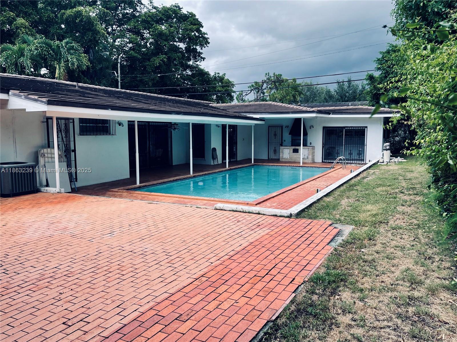 CORAL GABLES COUNTRY CLUB - Residential