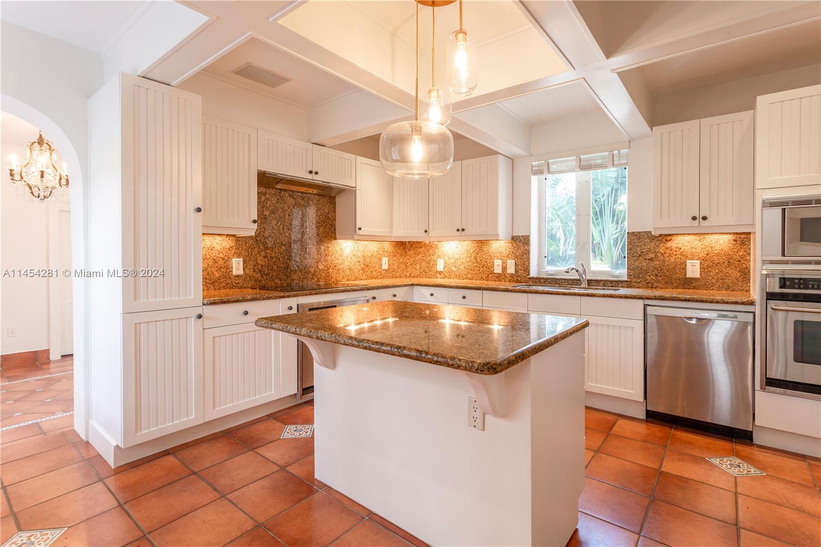 CORAL GABLES RIVIERA SEC - Residential