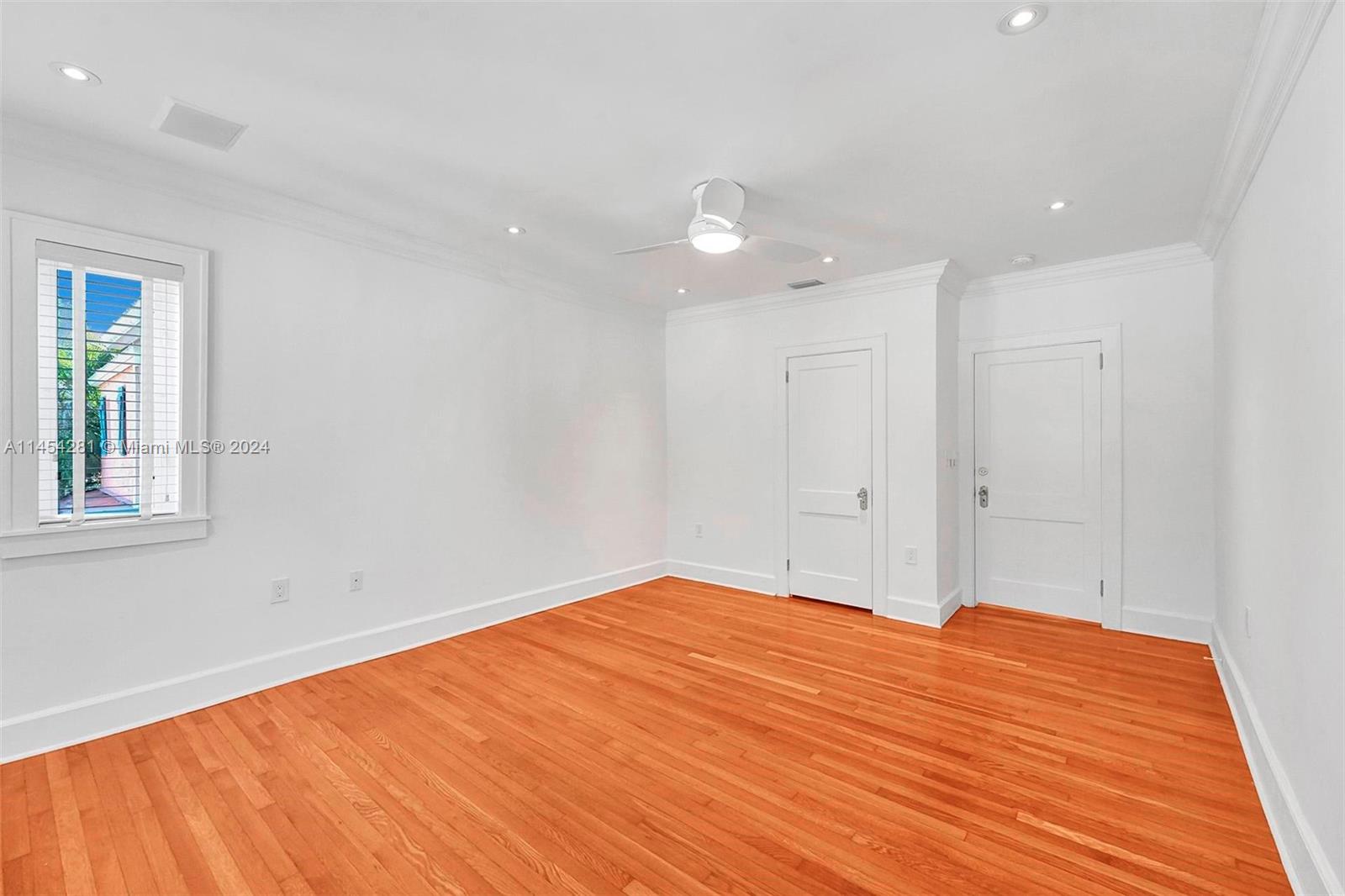 CORAL GABLES RIVIERA SEC - Residential