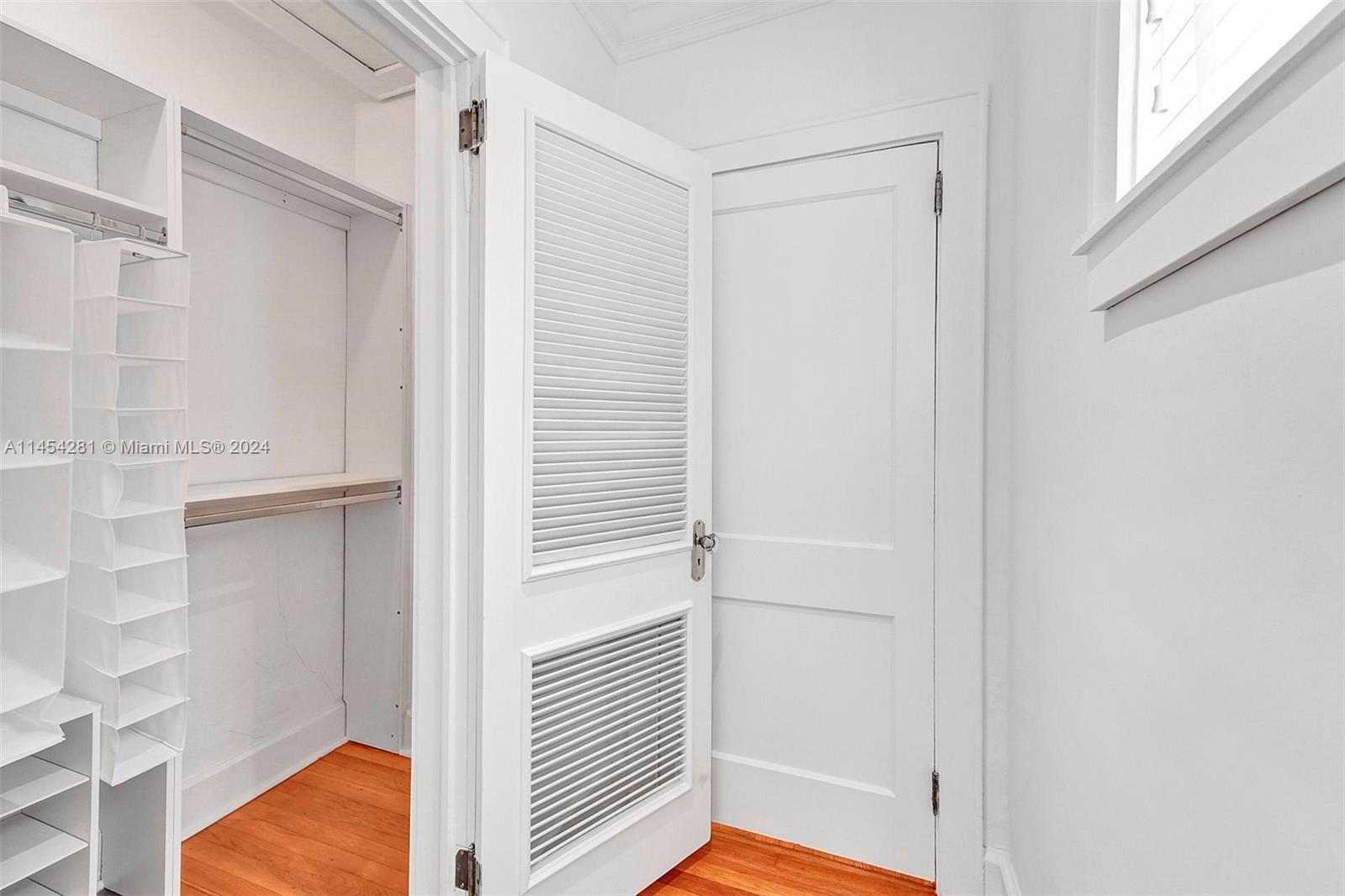 CORAL GABLES RIVIERA SEC - Residential