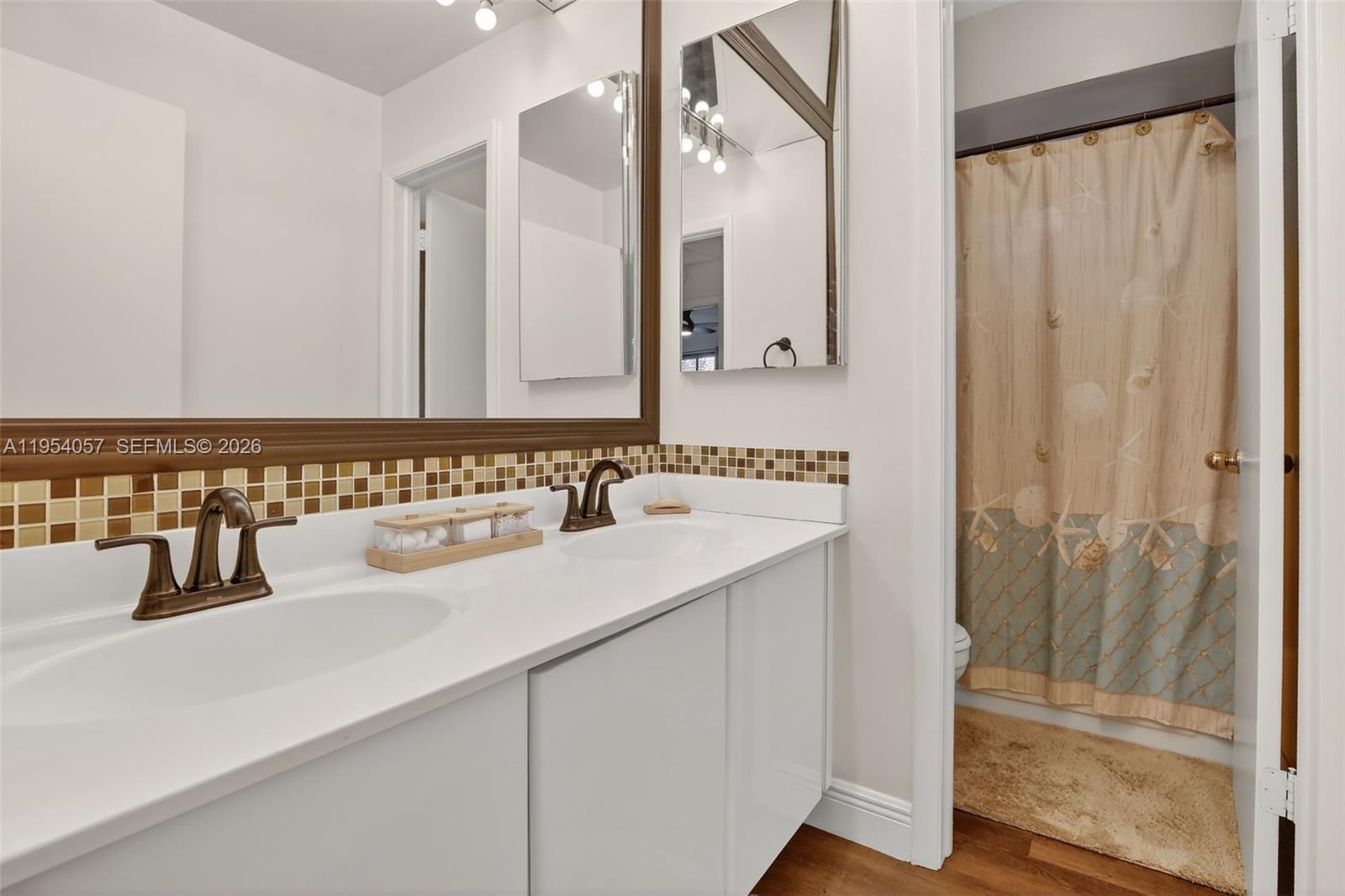 CROSS CREEK AT JACARANDA - Residential