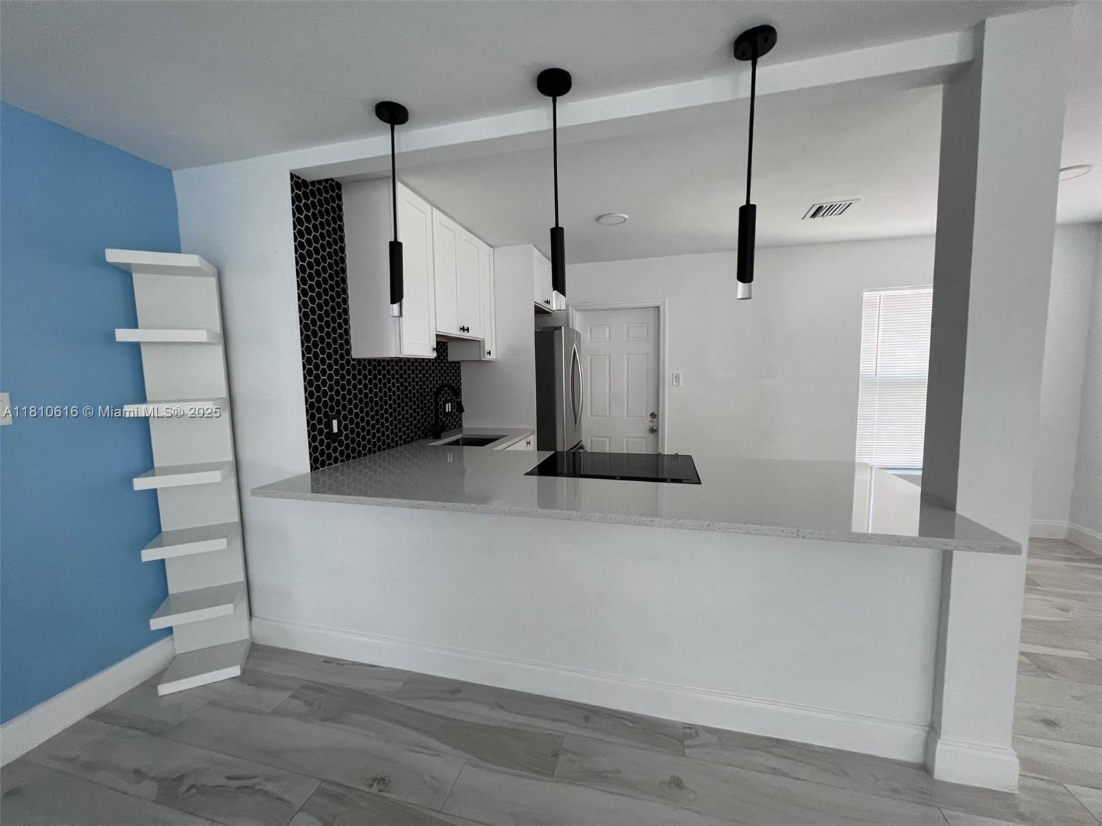 LAKE WORTH TOWN OF ADD 1 - Residential Lease
