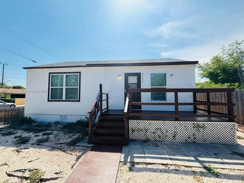 829 S L St A Lake Worth FL 33460