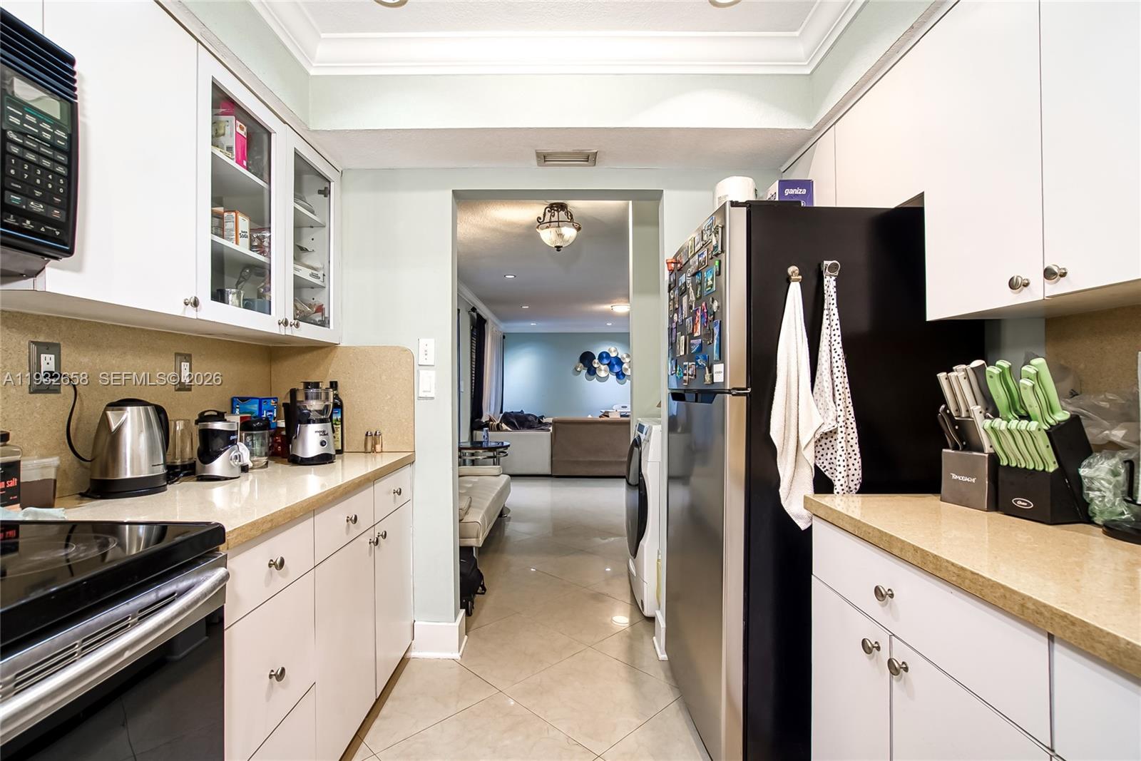 ELSINORE BEACH BOULEVARD - Residential Income