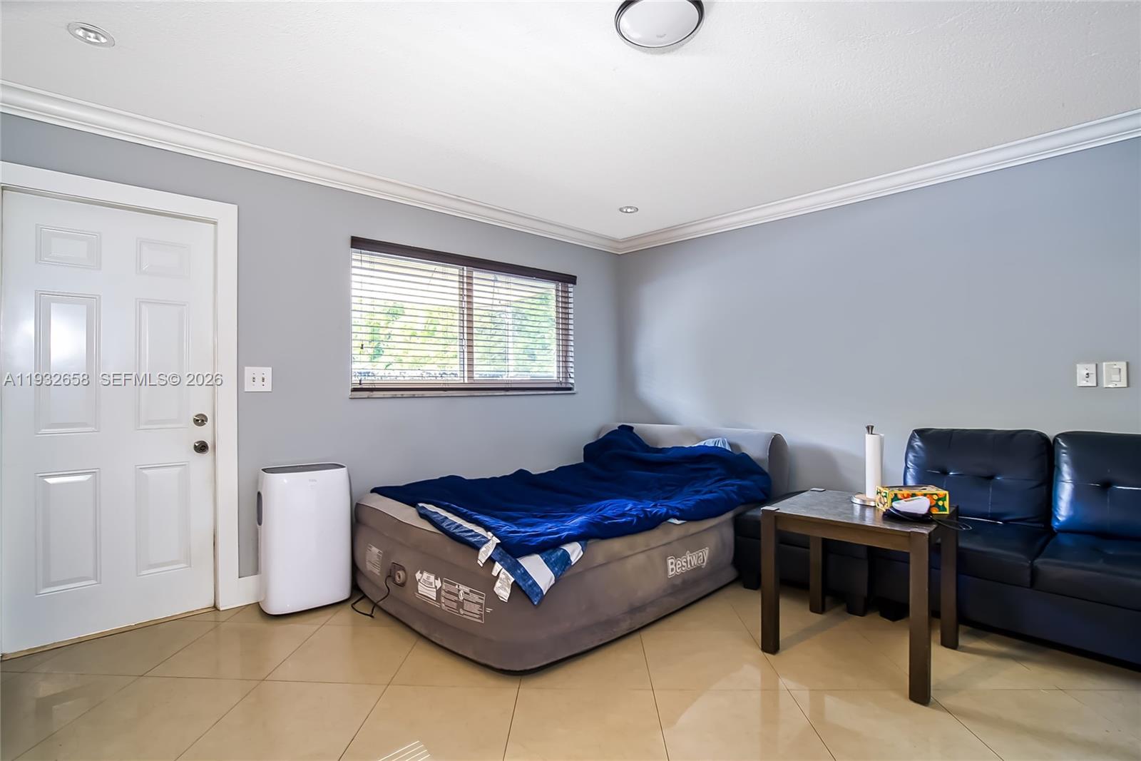 ELSINORE BEACH BOULEVARD - Residential Income