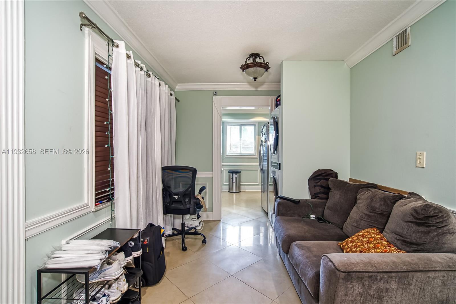 ELSINORE BEACH BOULEVARD - Residential Income