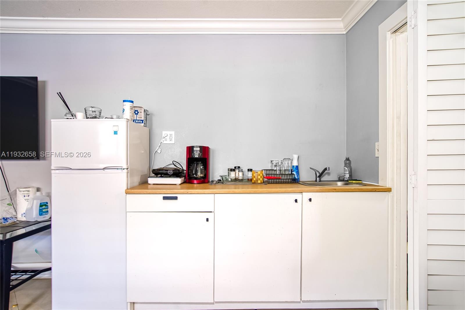 ELSINORE BEACH BOULEVARD - Residential Income