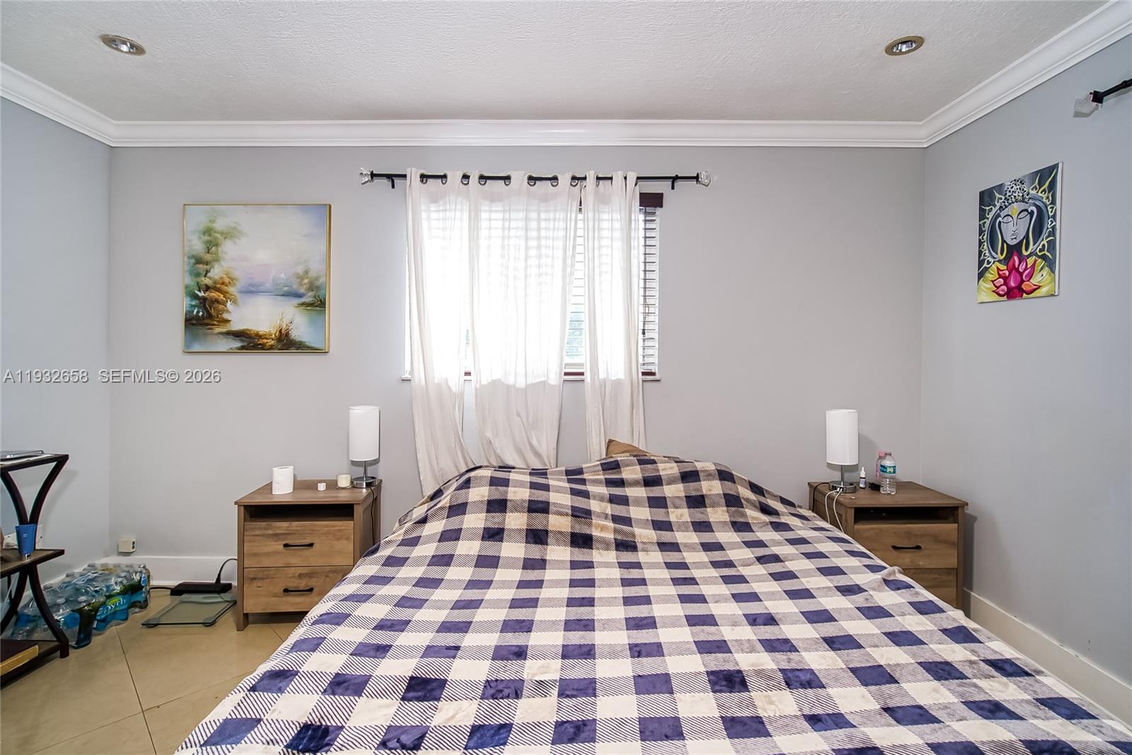 ELSINORE BEACH BOULEVARD - Residential Income