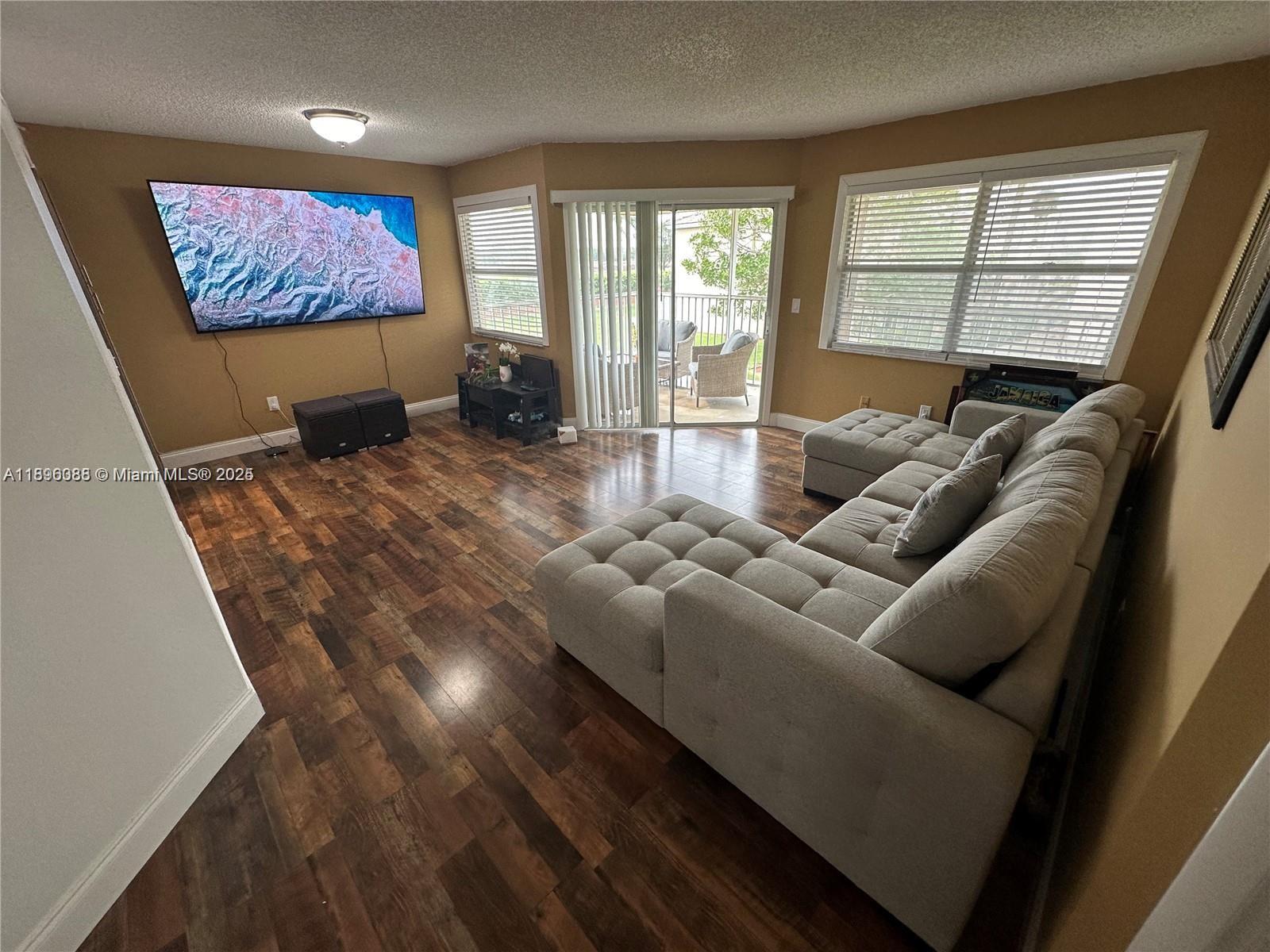 KEYS GATE CONDO NO SEVEN - Residential