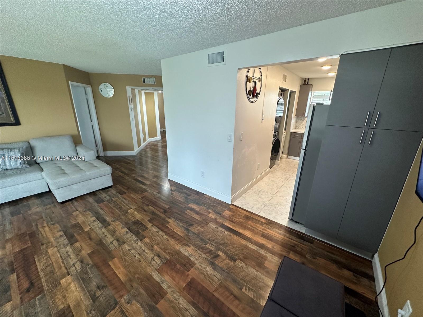 KEYS GATE CONDO NO SEVEN - Residential