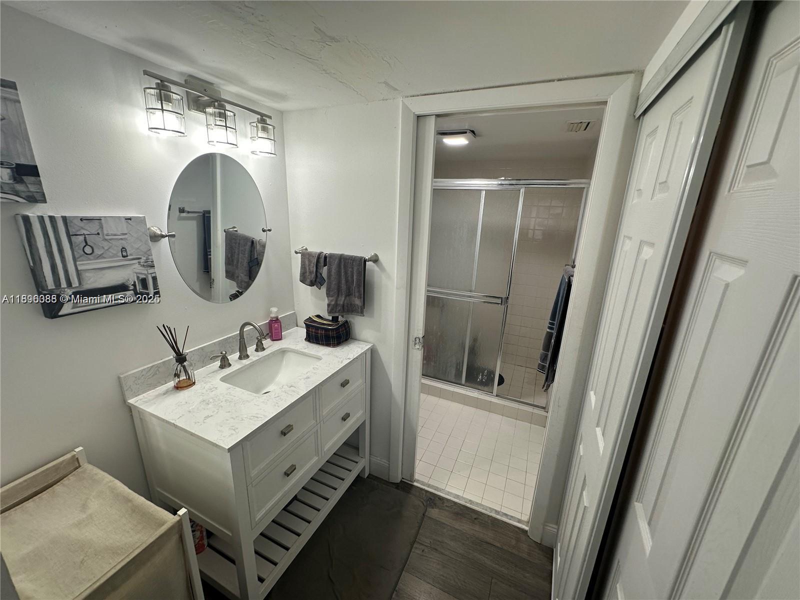 KEYS GATE CONDO NO SEVEN - Residential