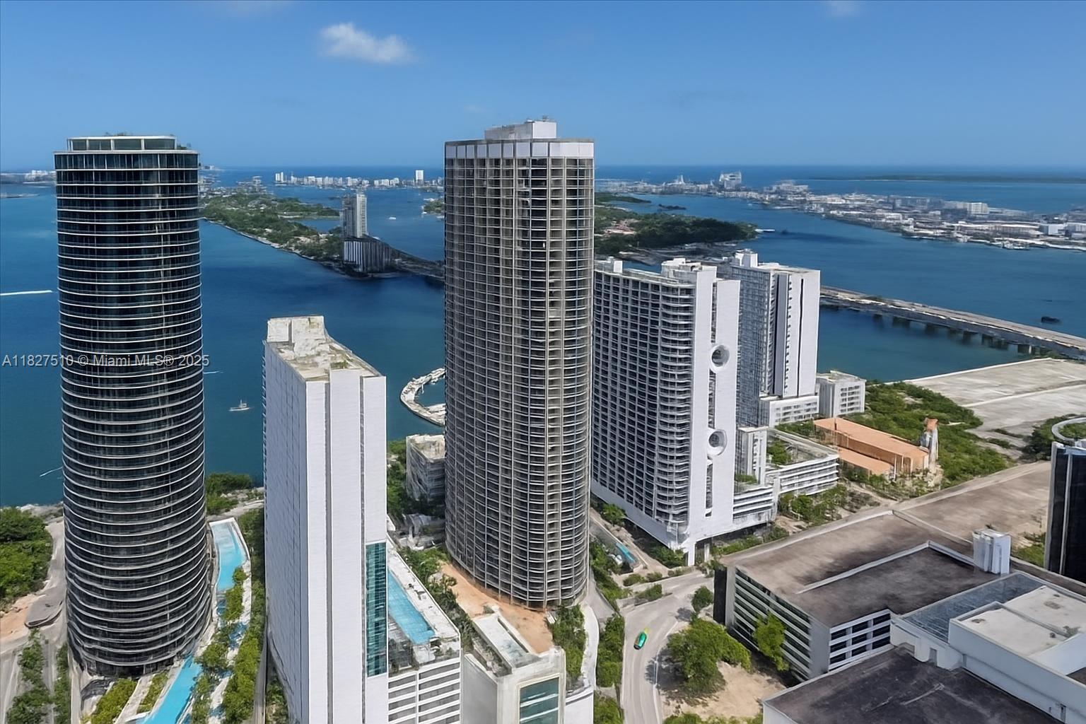 OPERA TOWER CONDO - Residential