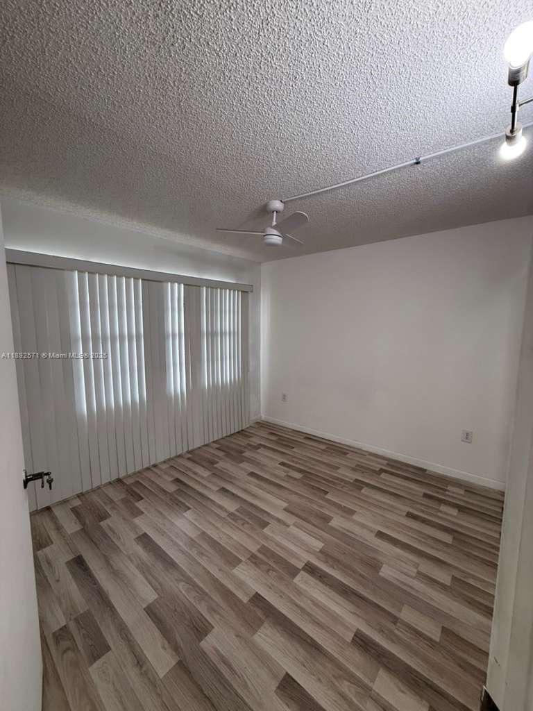 IVANHOE EAST AT CENTURY V - Residential