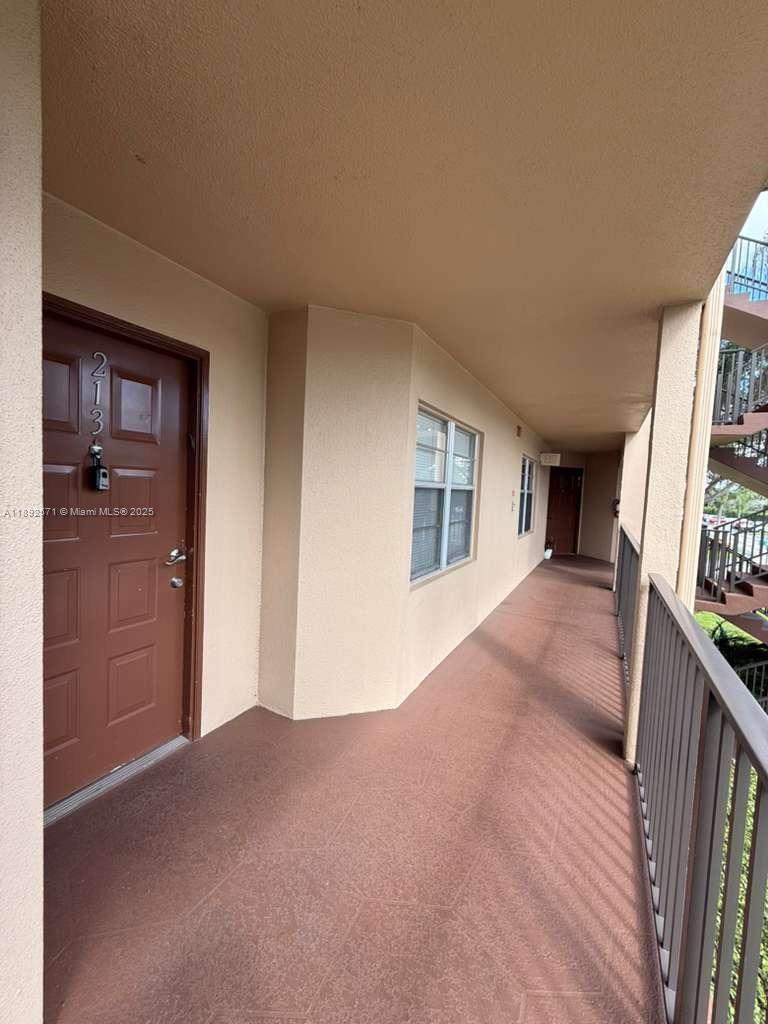 IVANHOE EAST AT CENTURY V - Residential