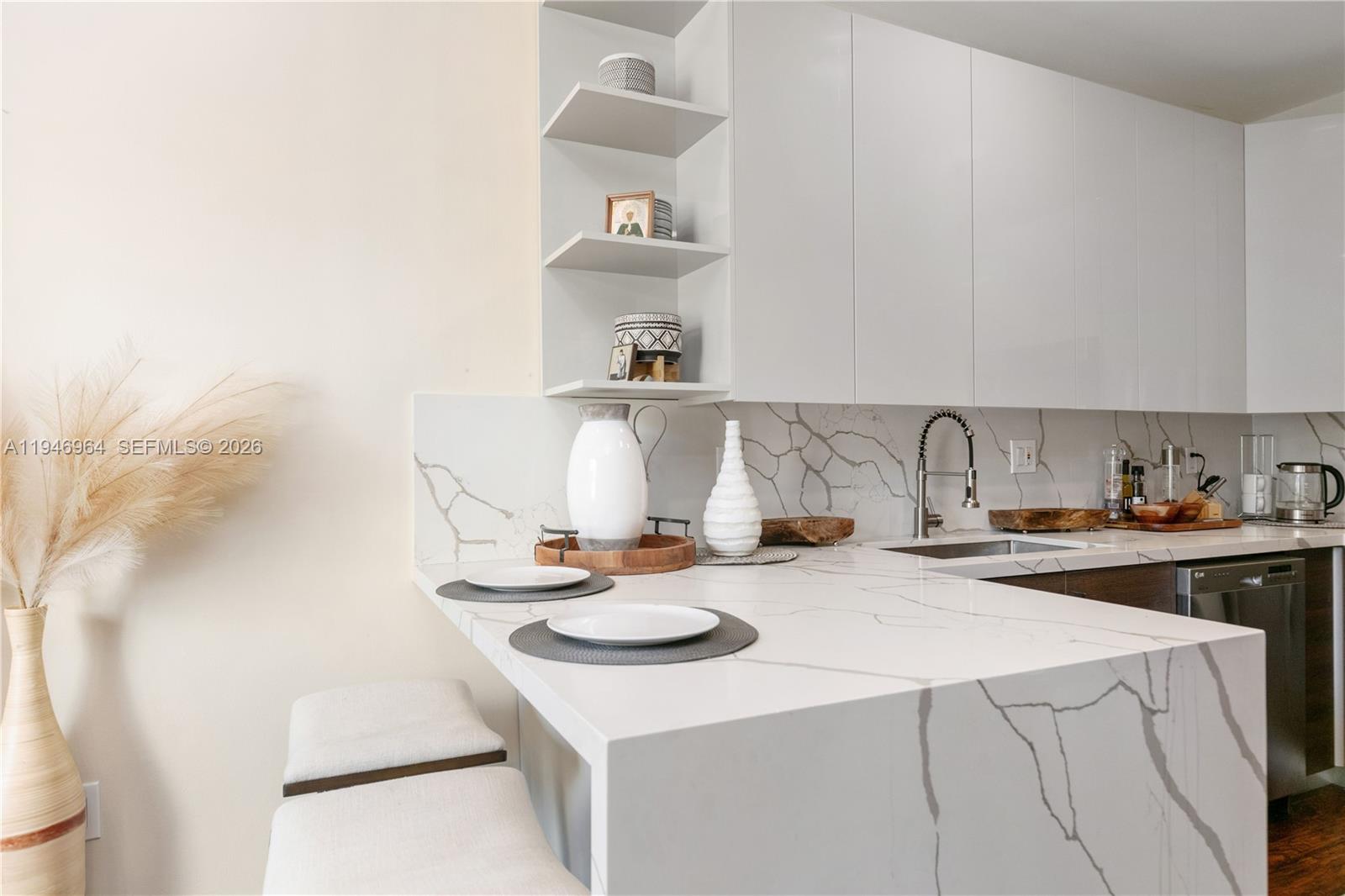 WEST LAKE VILLAGE - Residential