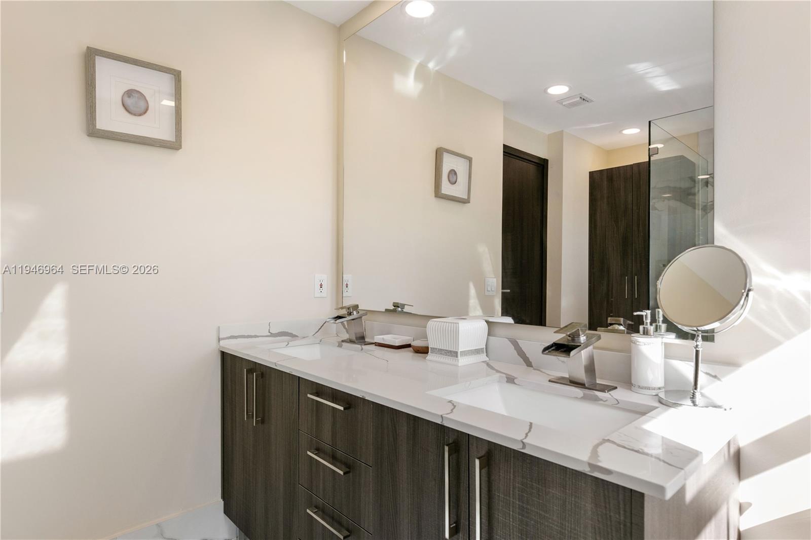 WEST LAKE VILLAGE - Residential