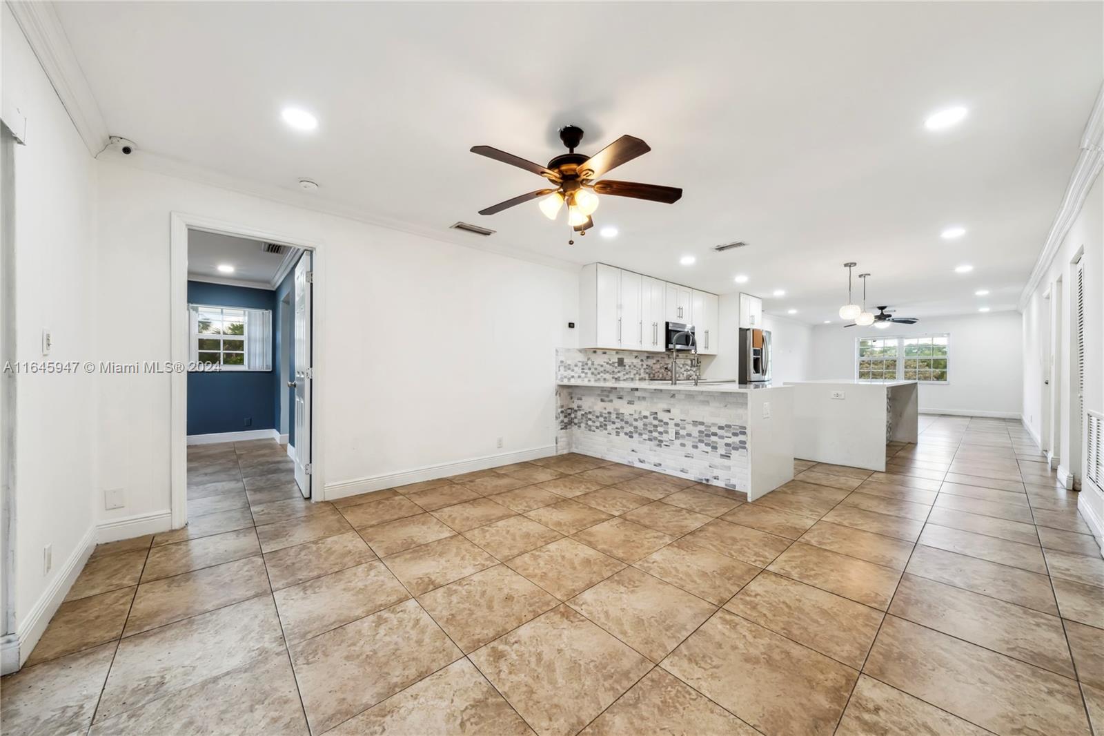 Property for Sale at 8105 Nw 27th St 4, Coral Springs, Broward County, Florida - Bedrooms: 3 
Bathrooms: 2  - $264,900