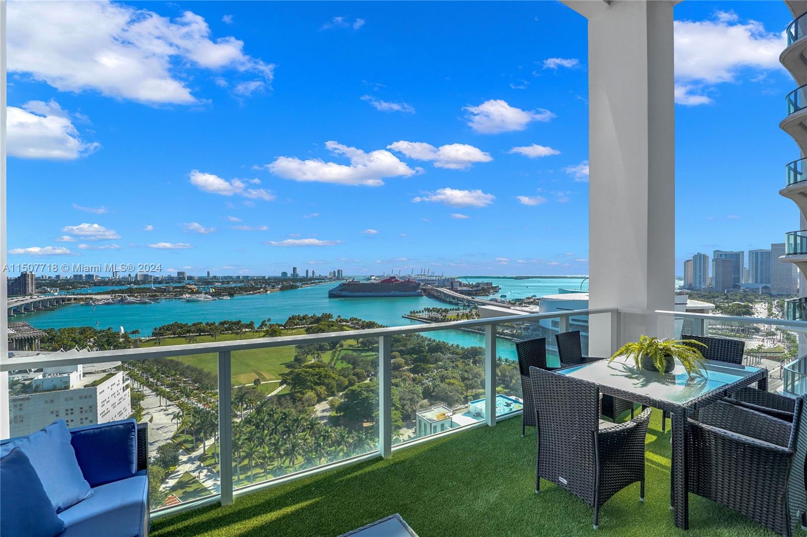 TEN MUSEUM PK RESIDENTIAL - Residential