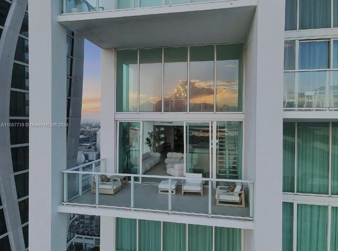 TEN MUSEUM PK RESIDENTIAL - Residential