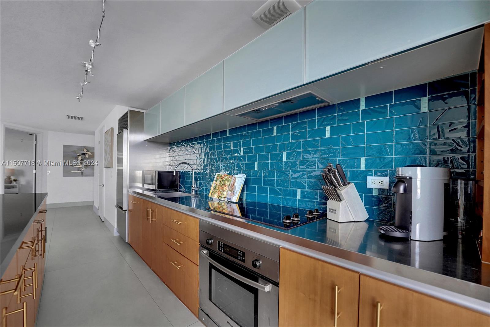 TEN MUSEUM PK RESIDENTIAL - Residential