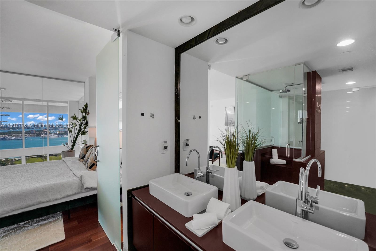 TEN MUSEUM PK RESIDENTIAL - Residential