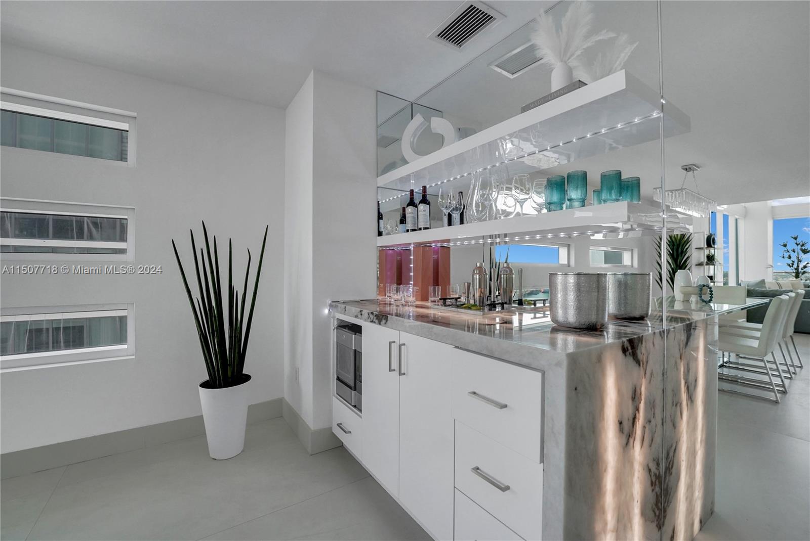 TEN MUSEUM PK RESIDENTIAL - Residential