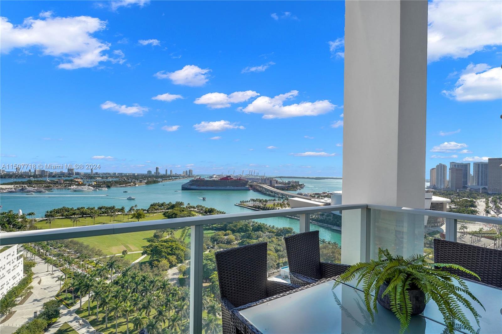 TEN MUSEUM PK RESIDENTIAL - Residential