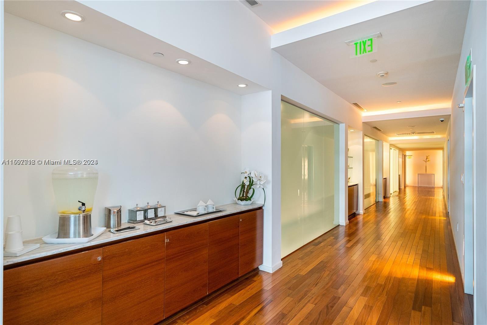 TEN MUSEUM PK RESIDENTIAL - Residential