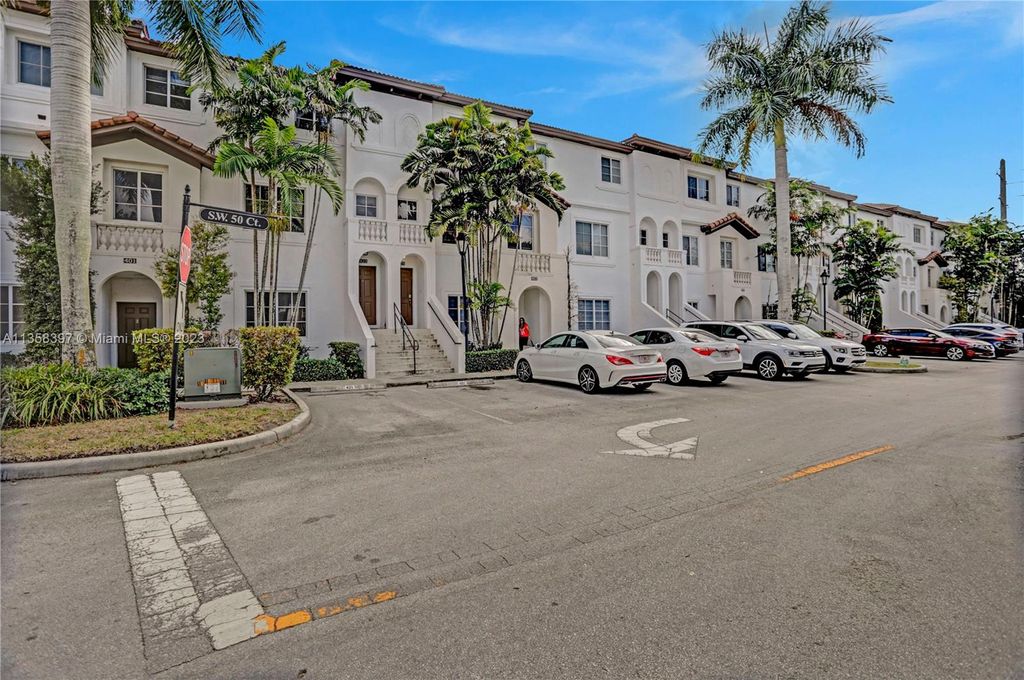 Photo of 12600 SW 50th Ct #425, Miramar, FL 33027 (MLS # A11358397)