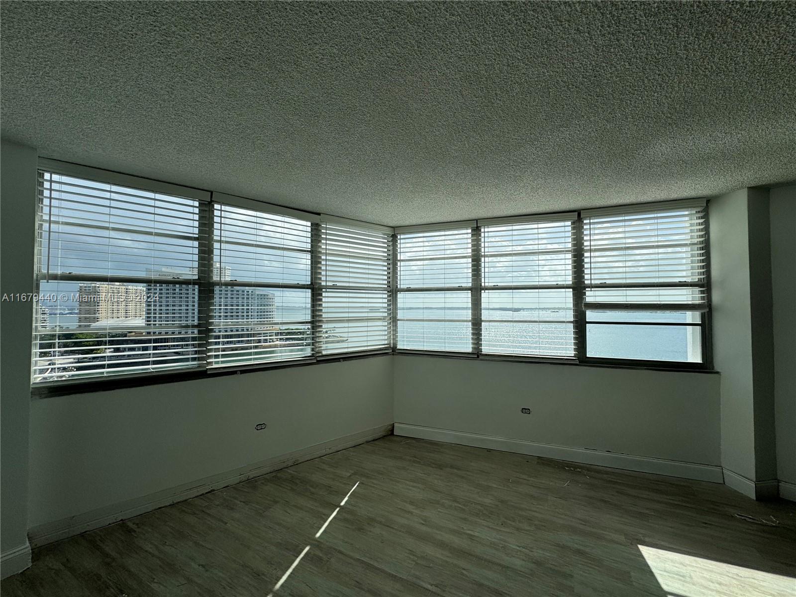 FOUR AMBASSADORS CONDO PH - Residential