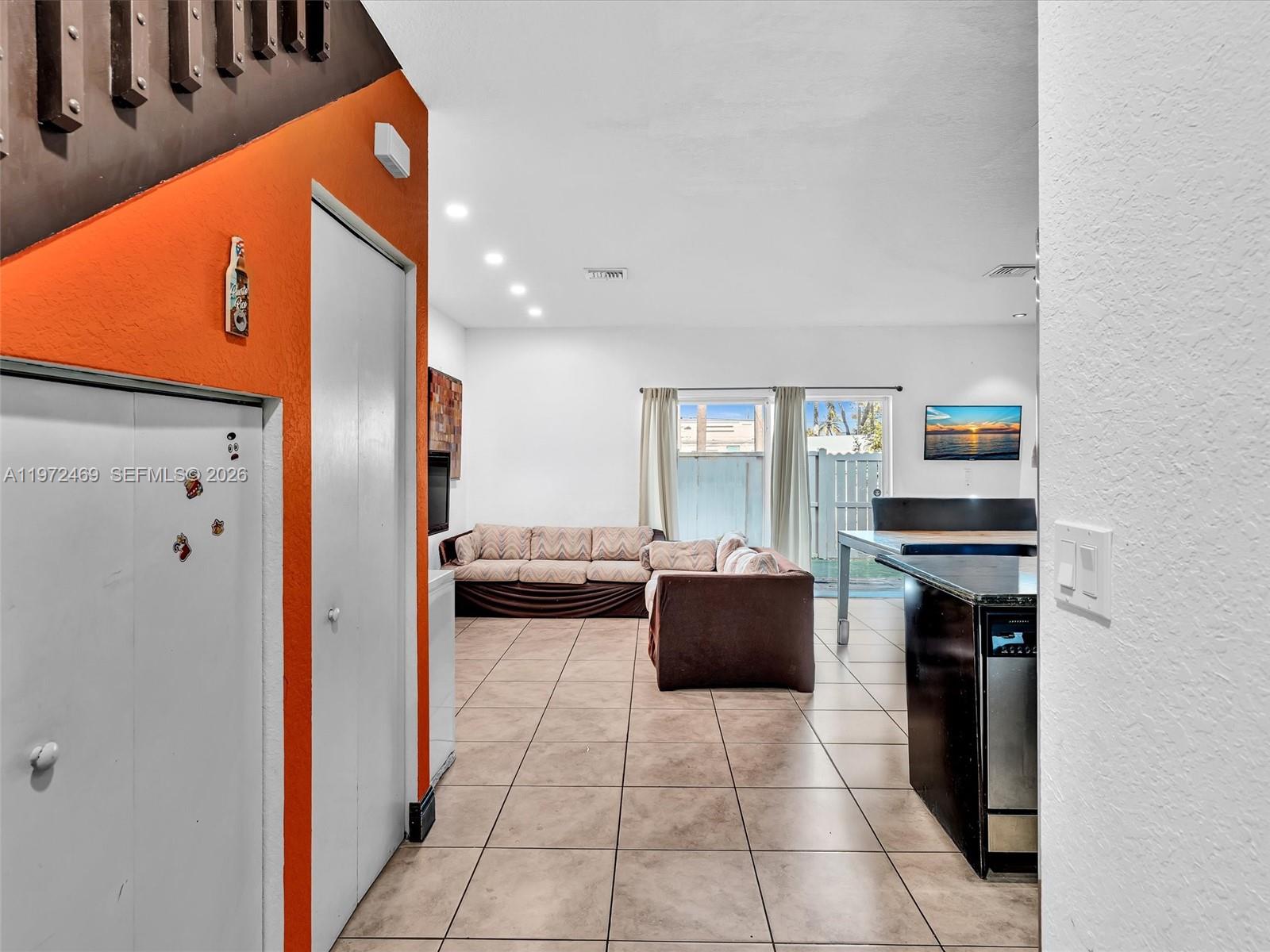 JOHNSONS SUB - Residential