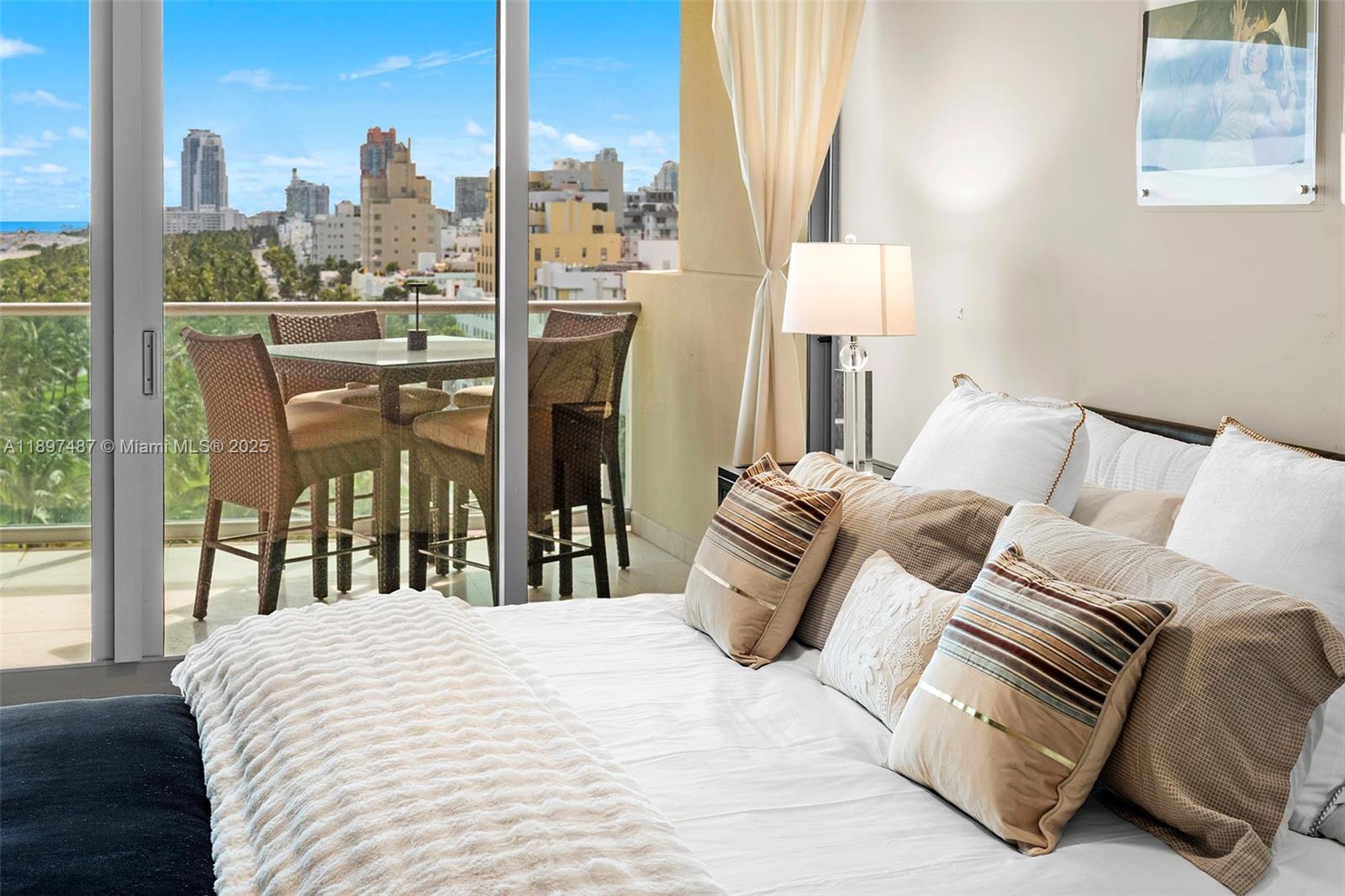 IL VILLAGGIO ON SOUTH BEA - Residential Lease