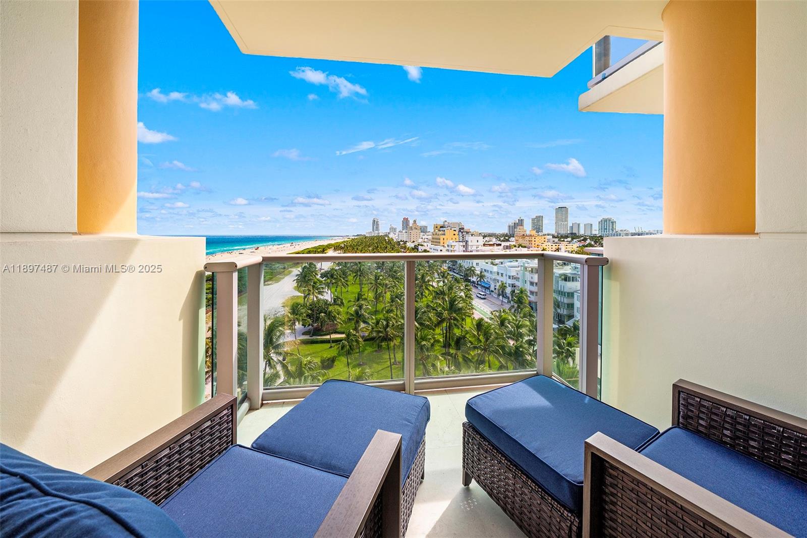 IL VILLAGGIO ON SOUTH BEA - Residential Lease